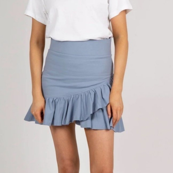 Ella & IL Gray Ruffled Jul Skirt Size Small NWT - Picture 2 of 10